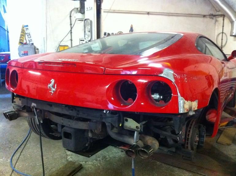 Oprava Ferrari - hliníková karoséria